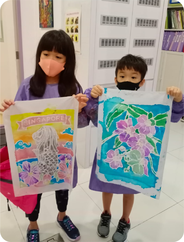 Fine momentum art class students showcasing their artworks