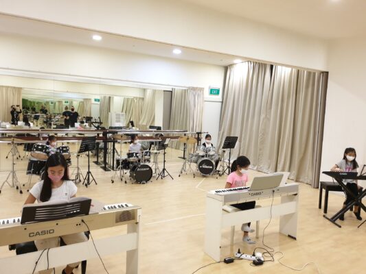 Fine momentum music lesson students